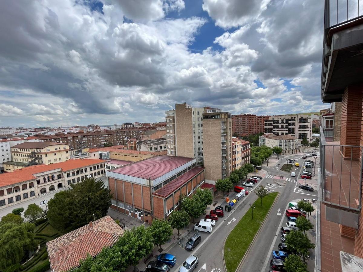 Atuaire Home Gran Apartamento Con Vistas A La Catedral De Burgos Exterior photo